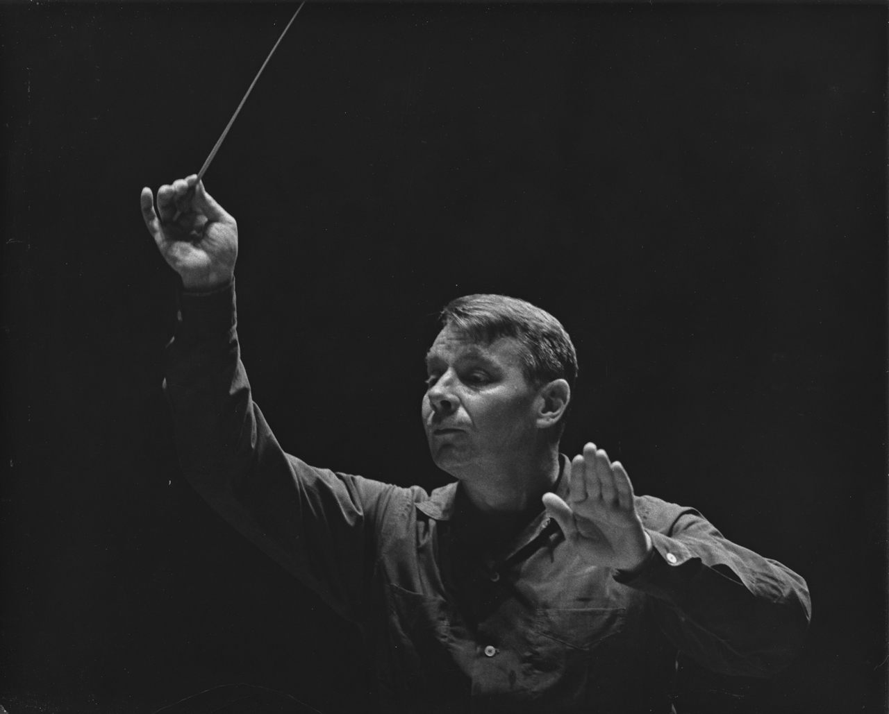 Shaw conducting in his famous blue shirt, unknown date/photographer